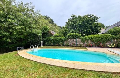Sille-le-Philippe Casa | Maison Angelo - Piscine - Jardin - 6p