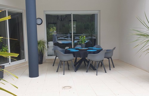 La Palmyre Casa | Maison Architecte Avec Piscine 10x5 m 200 m Ocean et Commerce Centre Ville