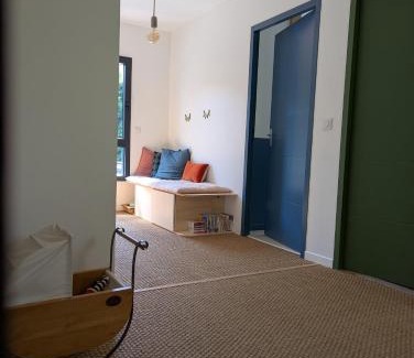 Fille Casa | Maison Architecte, Parc arboré & BBQ, 10 min du circuit