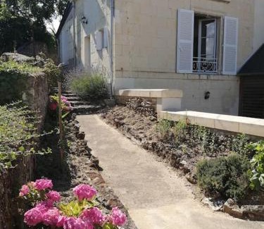 Chinon Casa | Maison atypique semi-troglodyte