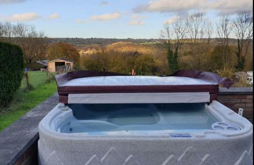 Aywaille Casa | maison au bord du bois toute équipée avec jaccuzzi