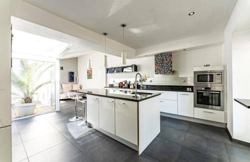 Alpes-Romans Casa | Maison au cœur de Valence avec parking privé