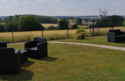 Fredille Casa | Maison au cœur du Berry : tranquillité, jeux pour enfants et proche Château de Valençay et Zoo de Beauval - FR-1-591-235