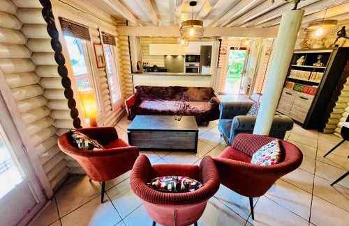 Neuvy Casa | Maison au calme, parc arboré, 3 chambres