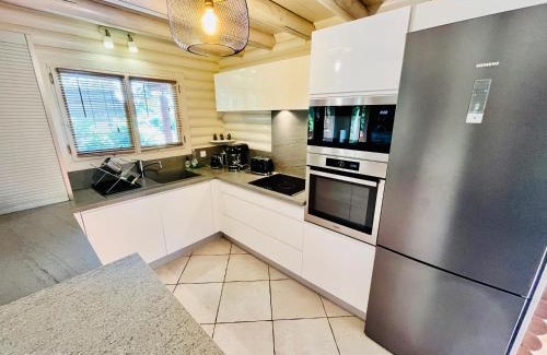 Neuvy Casa | Maison au calme, parc arboré, 3 chambres