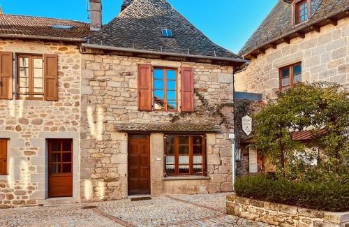 Marcoles Casa | Maison au coeur de MARCOLES, 2ch, 4pers, jardin