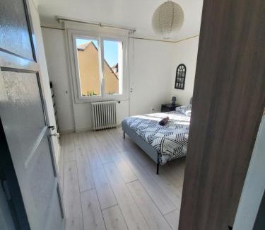 Chateaudun Apartamento | Maison au pied du château