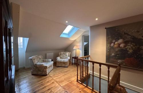 Lurcy-Levis Casa | Maison authentique avec grand jardin et confort moderne à Lurcy-Lévis - FR-1-489-556