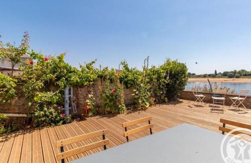 Ingrandes-Le Fresne sur Loire Casa | Maison Authentique sur 3 Niveaux avec Terrasse et Vue Loire - FR-1-622-38
