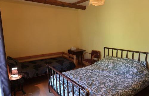 Tournemire Apartamento | Maison aux volets rouges