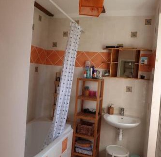 Tournemire Apartamento | Maison aux volets rouges