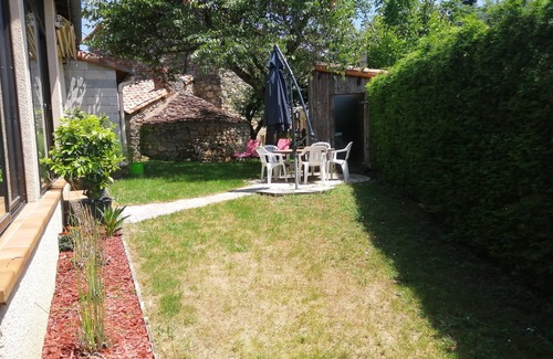 Roquefort-sur-Soulzon Casa | Maison Avec Jacuzzi Proche de Roquefort