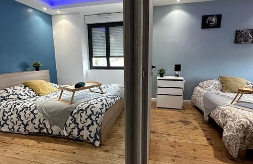 Maisdon-sur-Sevre Apartamento | Maison avec jacuzzi
