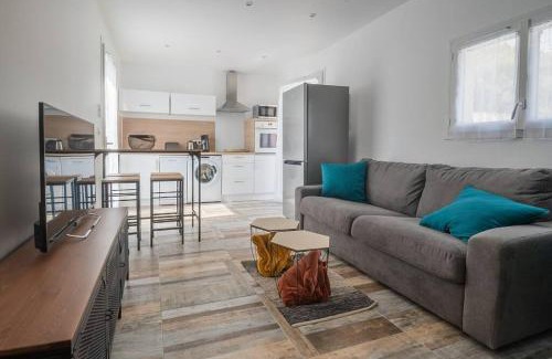 Le Revest-les-Eaux Casa | Maison avec jardin, parking entre mer et montagne