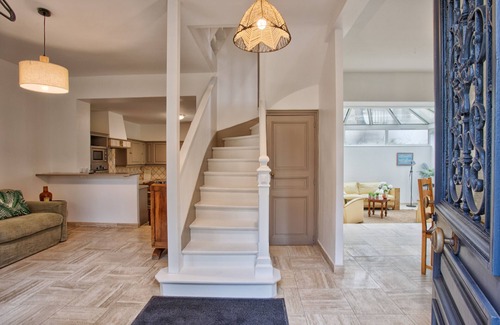 Deauville City Centre Villa | Maison Avec Jardin en Plein Cœur de Deauville. Proche de Restaurants et Plage