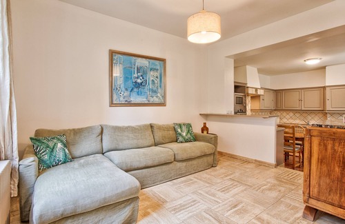 Deauville City Centre Villa | Maison Avec Jardin en Plein Cœur de Deauville. Proche de Restaurants et Plage