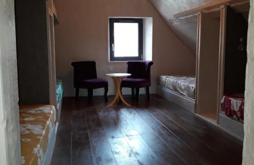 Le Menoux Casa | Maison avec jardin, piscine chauffée et baignade à proximité - Le Menoux - FR-1-591-234