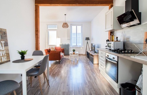 Commentry Casa | Maison Avec Jardin - Plaza Verde
