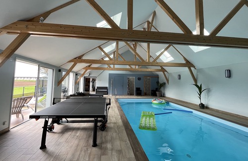 Lanouee Casa | Maison Avec Piscine Intérieure