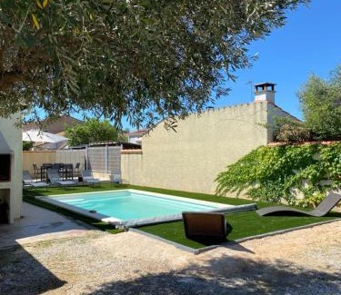 Salses-le-Chateau Casa | Maison avec piscine et jardin