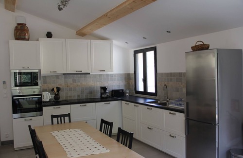 Cadenet Otro | Maison Avec Piscine et Jardin Clos Dans Domaine Oléicole. Animaux Acceptés !