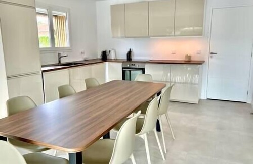 Biscarrosse Villa | Maison Avec Piscine - Séjour au Calme