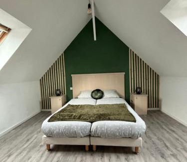 Le Tronchet Complejo | maison avec piscine