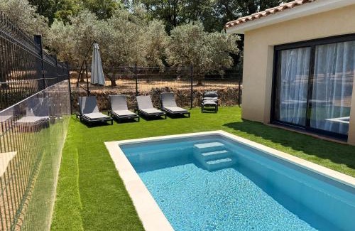 Roquevaire Casa | Maison avec piscine privative au coeur d'une oliveraie