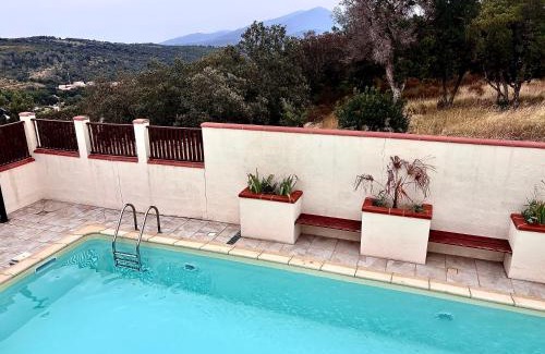 Vives Casa | Maison avec piscine VIVES 8 couchages 4 chambres