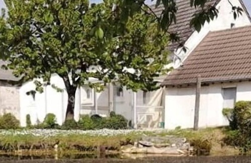 Azay-le-Ferron Casa | Maison Avec Véranda, Terrain Ombragé et Mare aux Grenouilles Idéal en Brenne