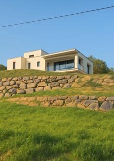 Genissieux Villa | Maison avec vue sur la imprenable sur le vercors