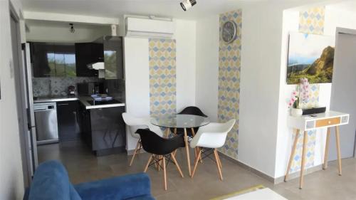 Tartane Casa | Maison avec vue sur la mer à La Trinité, piscine partagée