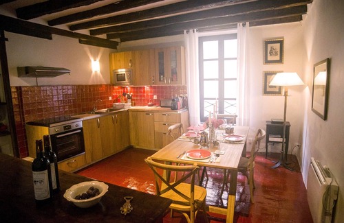 Lagrasse Casa | MAISON BACCHUS - Casa Medieval de Nueva Renovación!