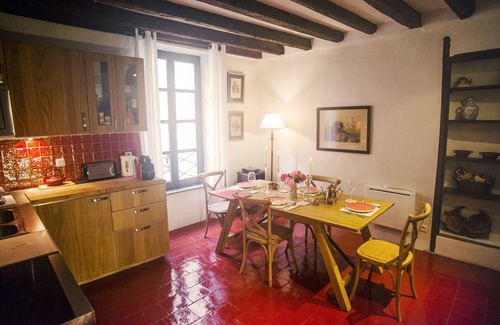 Lagrasse Casa | MAISON BACCHUS - Casa Medieval de Nueva Renovación!
