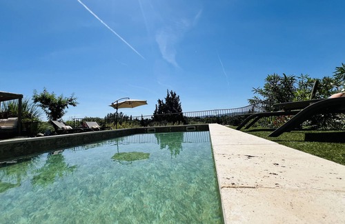 Eyragues Villa | Maison Beally - Encantadora casa de vacaciones con piscina privada para 8 personas en Eyragues.