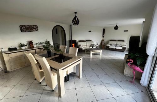 Cazoules Casa | Maison belle vue et piscine