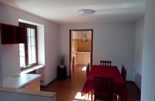 Aymavilles Apartamento | MAISON BLANC