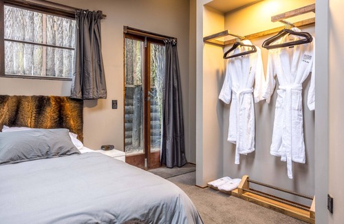 Titirangi Cabina | Maison Blanc