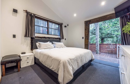 Titirangi Cabina | Maison Blanc