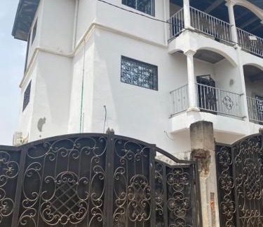 Yaounde Apartamento | Maison Blanche