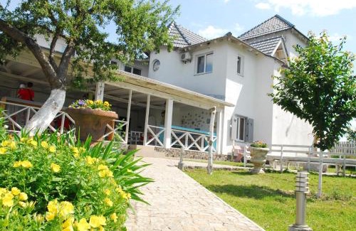 Mytnytsya Hotel | Maison Blanche Ecohousе