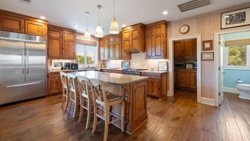 Debordieu Colony Casa | Maison Blanche home by Peace Vacations