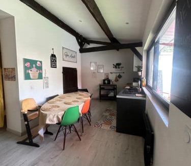 Saint-Vincent Apartamento | Maison bohème centre ville avec parking