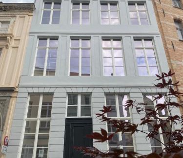 Historical Center Bruges Cama Y Desayuno | Maison Brunon