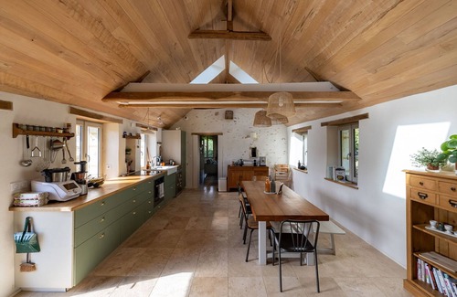 La Chapelle-Montligeon Casa | Maison Chaleureuse au Cœur du Perche