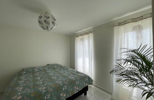 Saint-Martin-Belle-Roche Casa | Maison Confortable