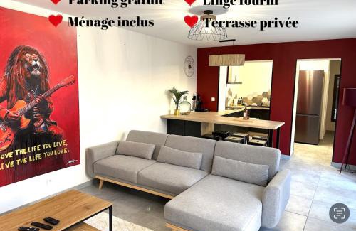 Jouvence Casa | Maison calme avec terrasse garage centre-ville B