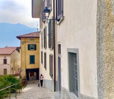 Lovere Old Town Apartamento | Maison Camilla