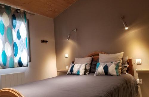Ax-les-Thermes Apartamento | Maison Centre Ville Parking privé