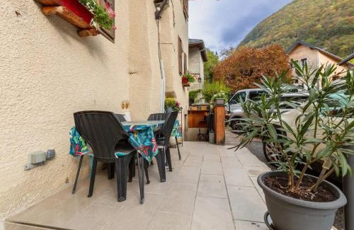 Faverges-Seythenex Casa | Maison chaleureuse à Faverges Seythenex avec terrasse